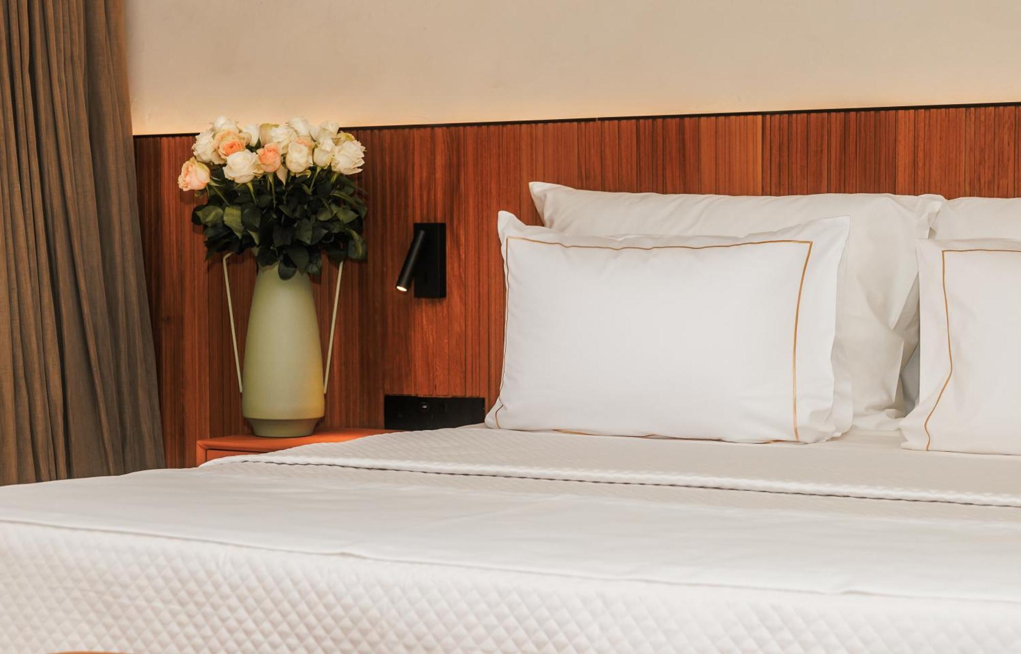 M Boutique Hotel - Designed For Adults Paphos Esterno foto