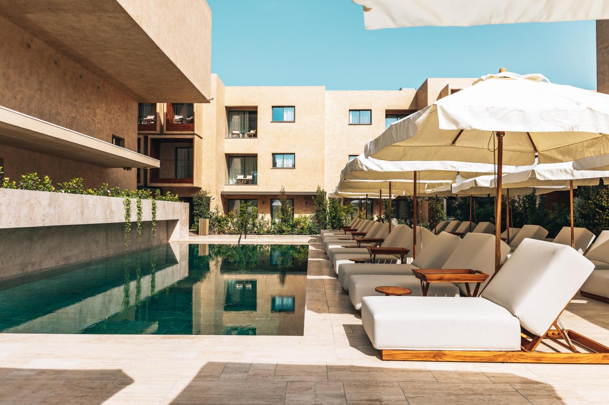 M Boutique Hotel - Designed For Adults Paphos Esterno foto