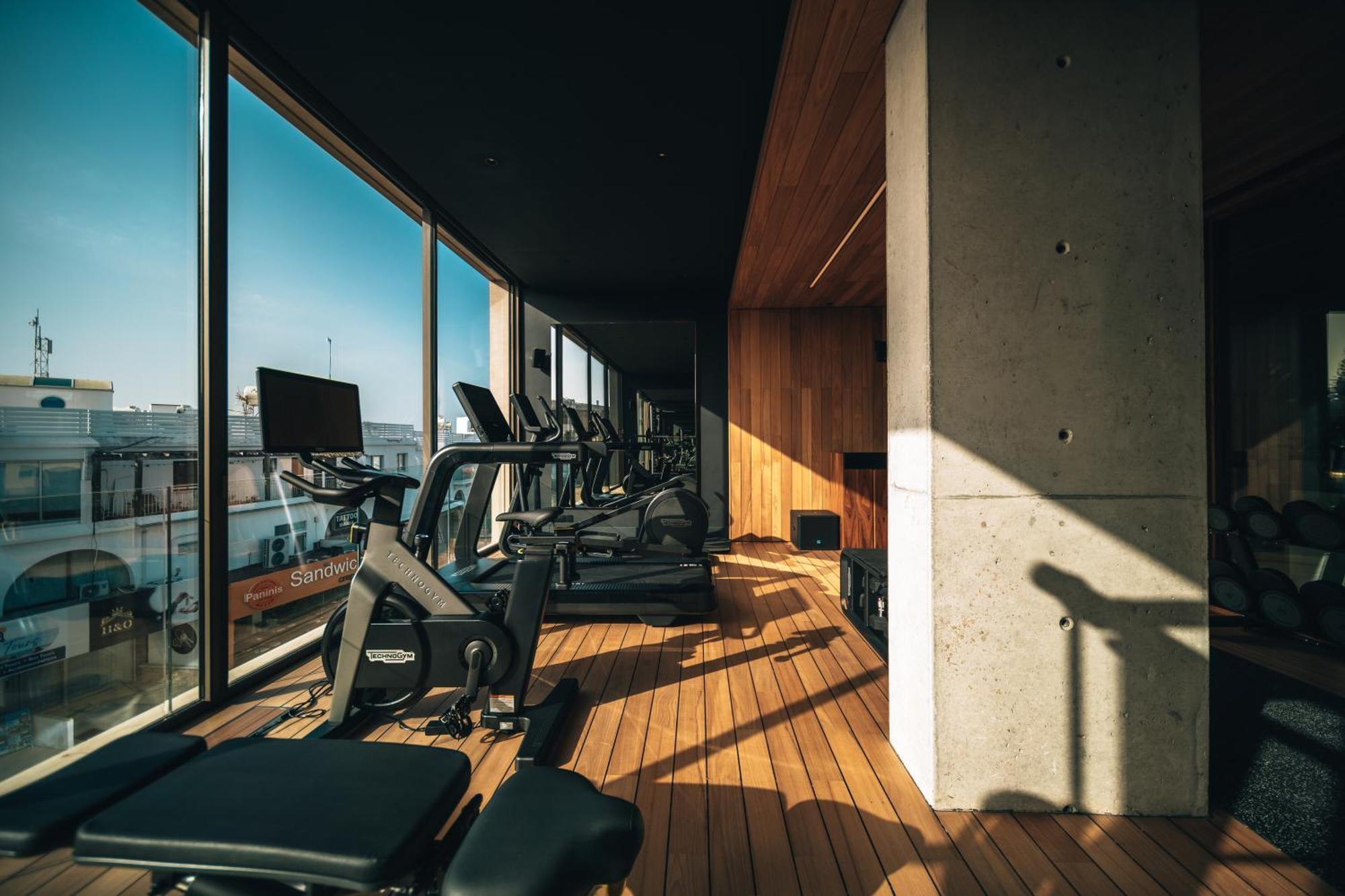 M Boutique Hotel - Designed For Adults Paphos Esterno foto
