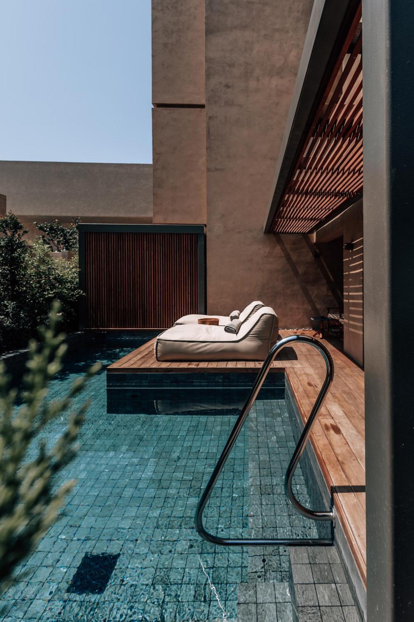 M Boutique Hotel - Designed For Adults Paphos Esterno foto